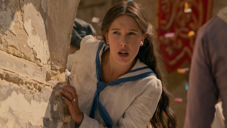 C’est quoi le problème avec les nouvelles images du film Enola Holmes 3 ?