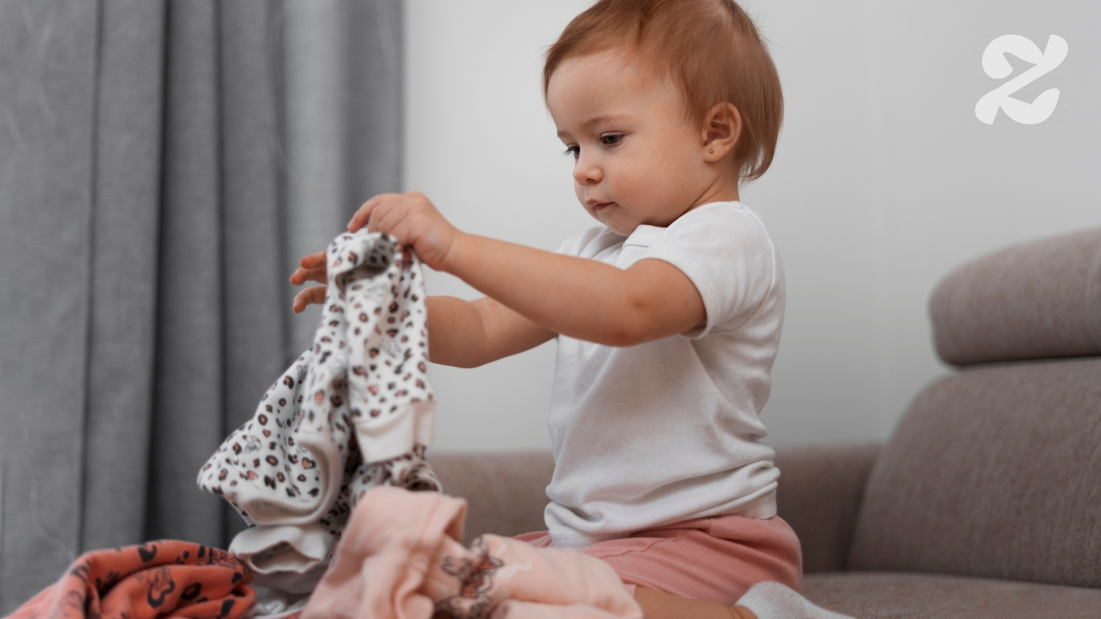 Votre enfant mordille son t-shirt ? Cette découverte alarmante sur la mode à petit prix va vous faire réagir