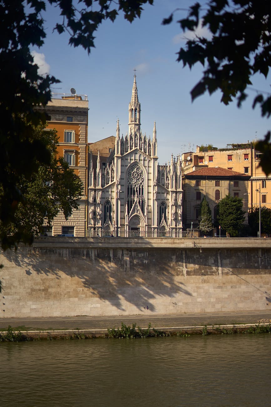 Illustration of L'évolution fulgurante de Maria Marrone derrière la caméra